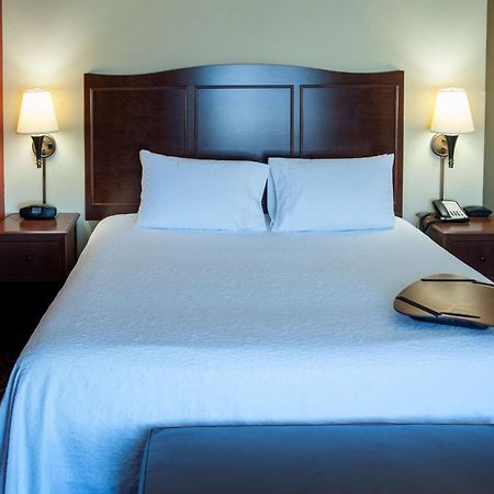 Hampton Inn & Suites Watertown Buitenkant foto