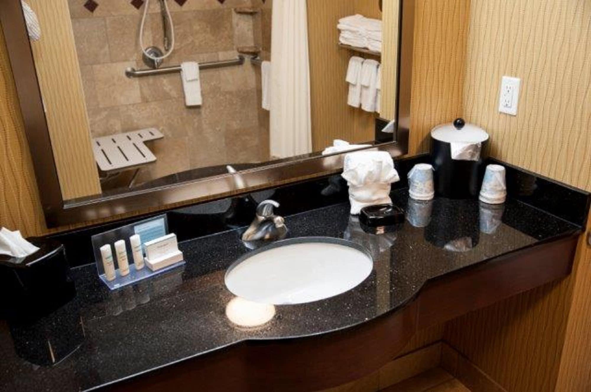 Hampton Inn & Suites Watertown Buitenkant foto